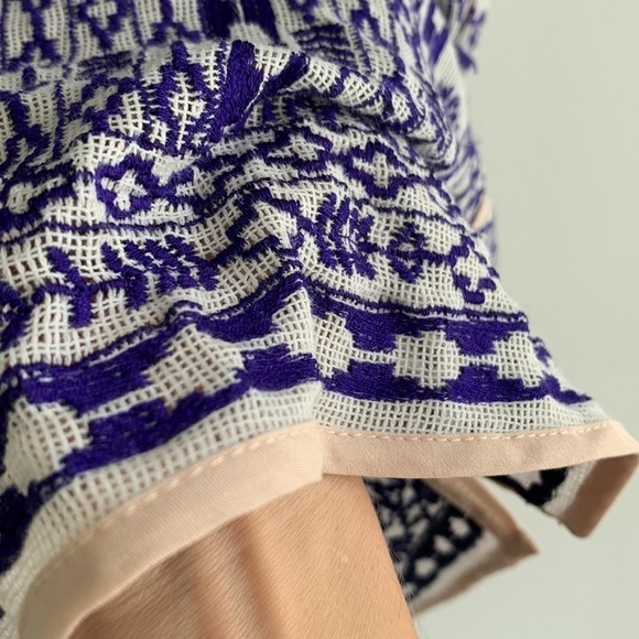 LOVE SAM WHITE W/ROYAL BLUE EMBROIDERY DRESS  SZ S - Picture 4 of 13